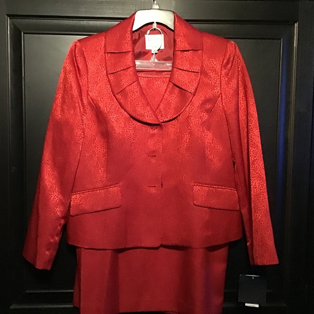 Women Suit